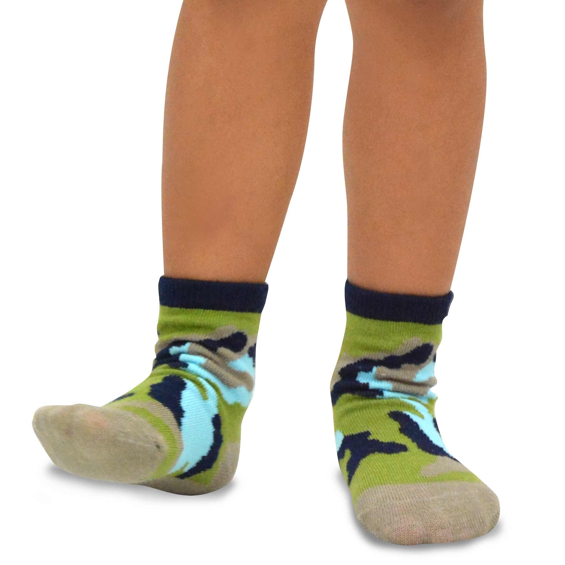 TeeHee Little Kids Boys Cotton Fashion Fun Crew Socks 6 Pair Pack (6-8 Years, Camo)