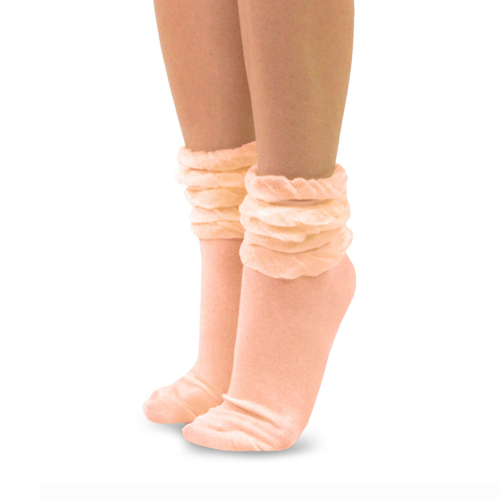 Ruffle Slouch Ankle Socks